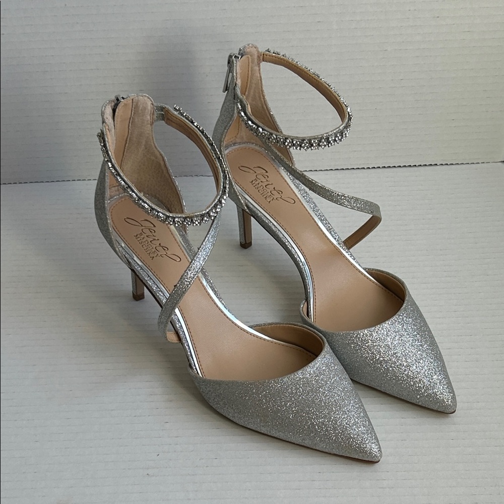 Jewel Badgley Mischka Tallulah Silver Crystal Bridal Heels Size 7.5